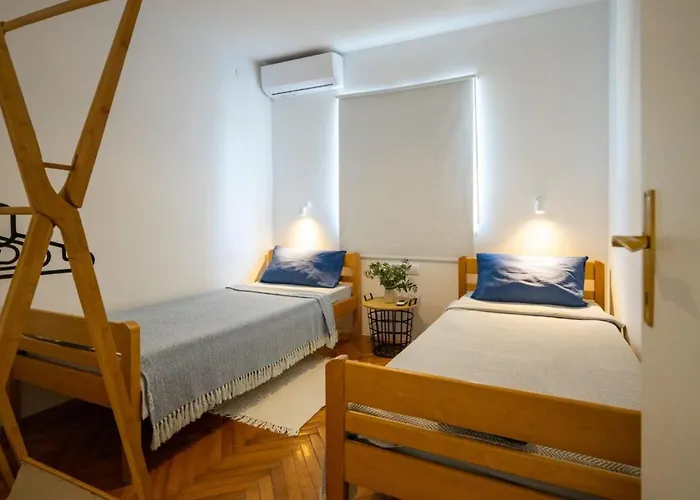 公寓 Srica By Interhome *