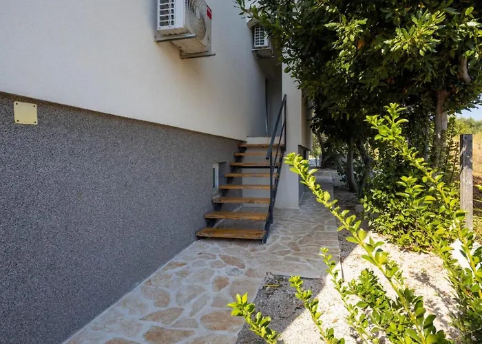 Srica By Interhome 公寓 *